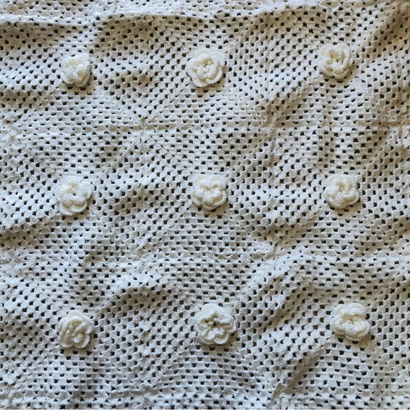 Handmade White Crocheted Baby Crib Blanket with Flower Granny Squares - Picture 6 of 7